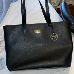 Michael Kors jet set tote